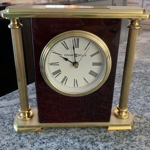 Howard Miller Desk Clock